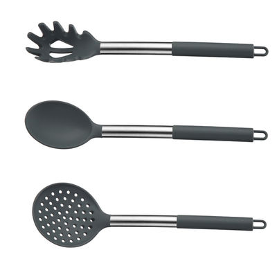Nấu ăn thiết yếu Spatula không dính và muỗng rò rỉ được đặt với thanh thép không gỉ
