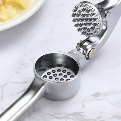 Được chấp nhận OEM / ODM Stainless Steel Garlic Press Crusher Mincer Squeezer Chopper