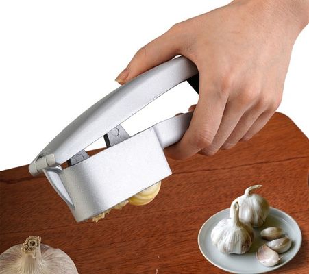 Mẫu miễn phí 2 trong 1 Máy in tỏi thủ công Máy nghiền bếp Máy cắt tỏi Máy nghiền tỏi di động Máy nghiền tỏi Máy chế biến rau