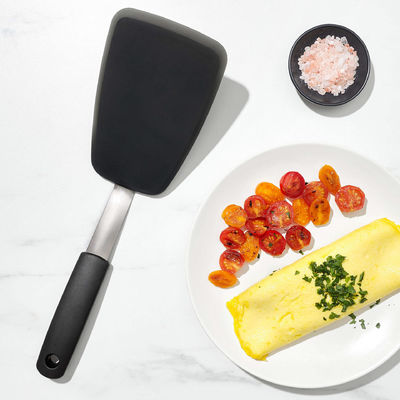 Được cung cấp 2 gói 600F chống nhiệt không dính trứng lật Silicone Spatula 149 115G