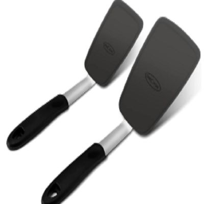 Được cung cấp 2 gói 600F chống nhiệt không dính trứng lật Silicone Spatula 149 115G