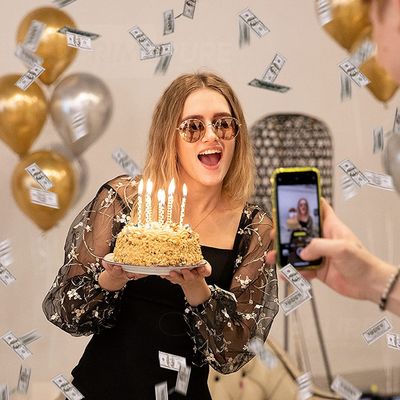 Tiền Confetti Đồ dùng bữa tiệc cầm tay Confetti Cannon với Logo tùy chỉnh chai sắt