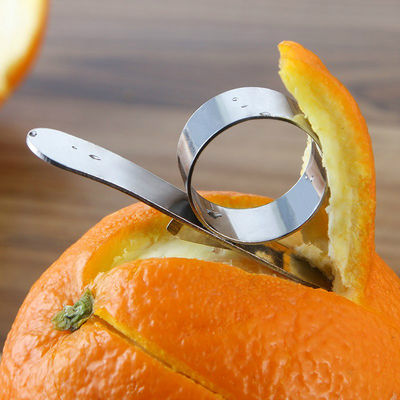 430 Vòng thép không gỉ Mini Size Fruit Peeler Kitchen Gadget Manual Orange Peeler Sliver